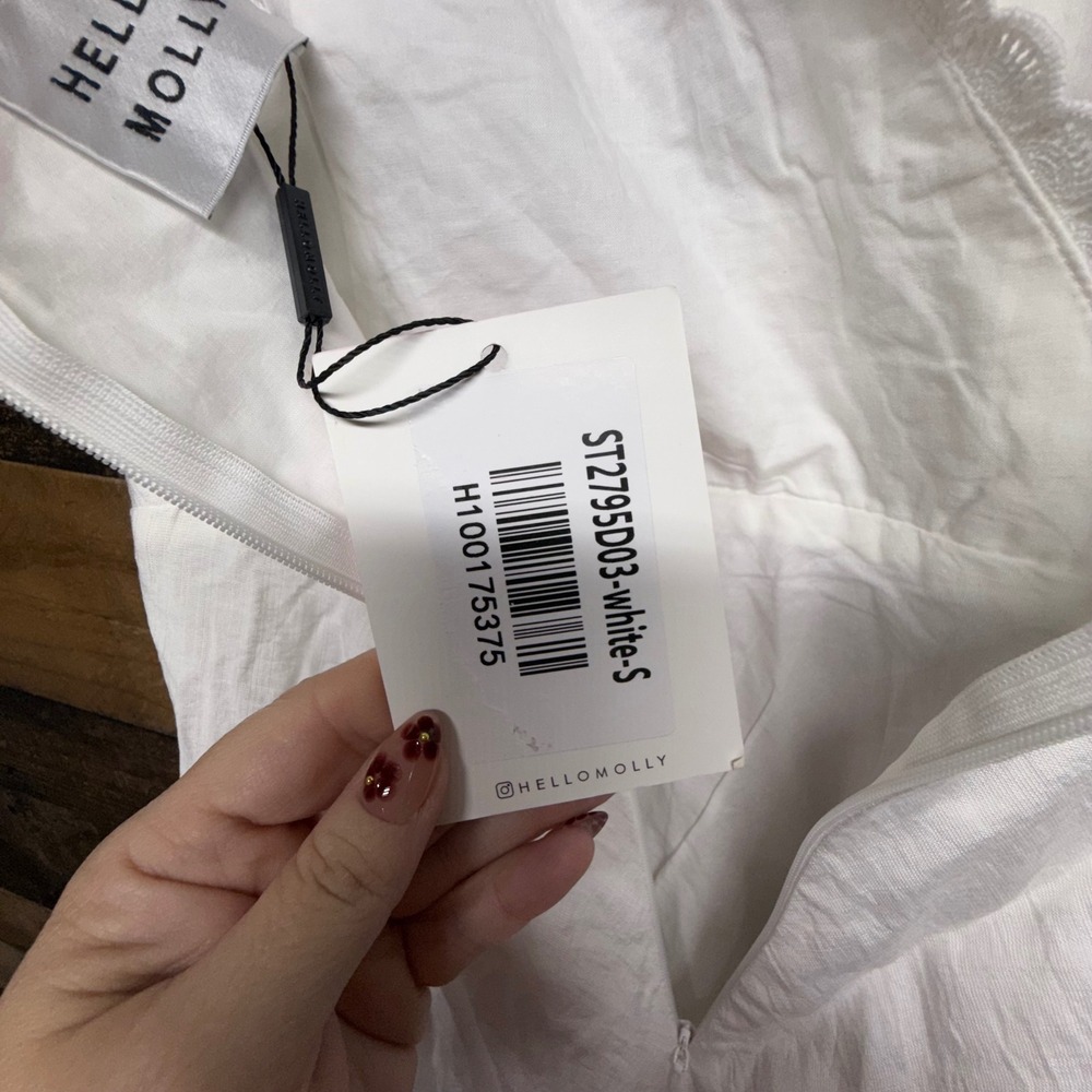 NEW Hello Molly White Mini Dress Scalloped Lace Trim V Neck Sleeveless Size S - Picture 5 of 9